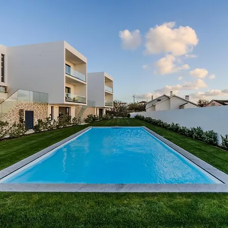 Sony - Quaint By The Ocean With Pool Вилла *