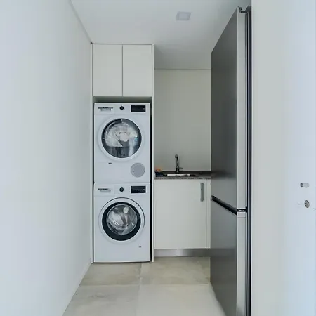 Villa Sony - Quaint By The Ocean With Pool *