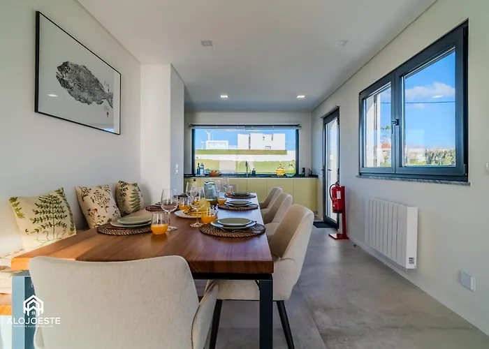 Sony - Quaint By The Ocean With Pool * Ericeira