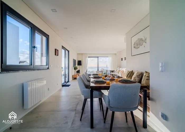 Villa Sony - Quaint By The Ocean With Pool Ericeira