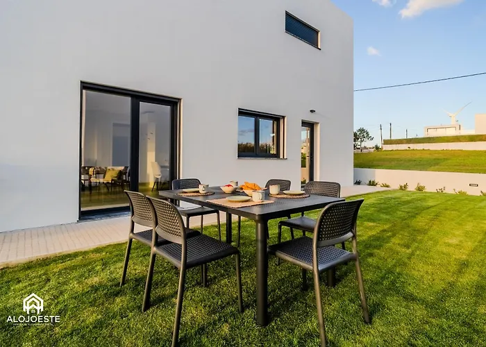 Sony - Quaint By The Ocean With Pool * Ericeira