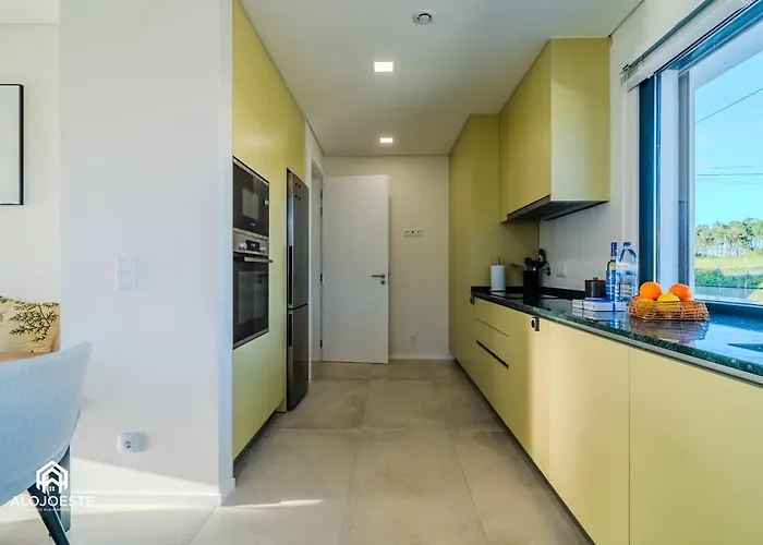 Sony - Quaint By The Ocean With Pool