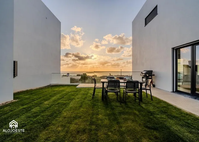 Sony - Quaint By The Ocean With Pool Ericeira